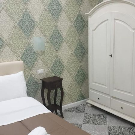 B&B By The Station Battipaglia Exterior foto